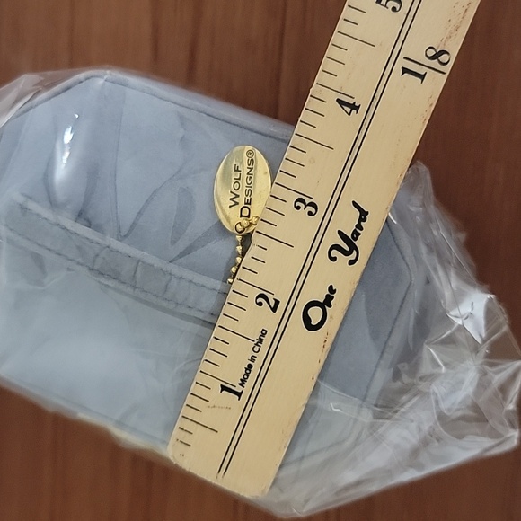 WOLF Designs Velvet Travel Jewelry Box - Picture 11 of 11